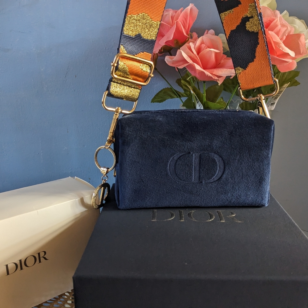 Dior cosmetic pouch - Picture 4 of 10